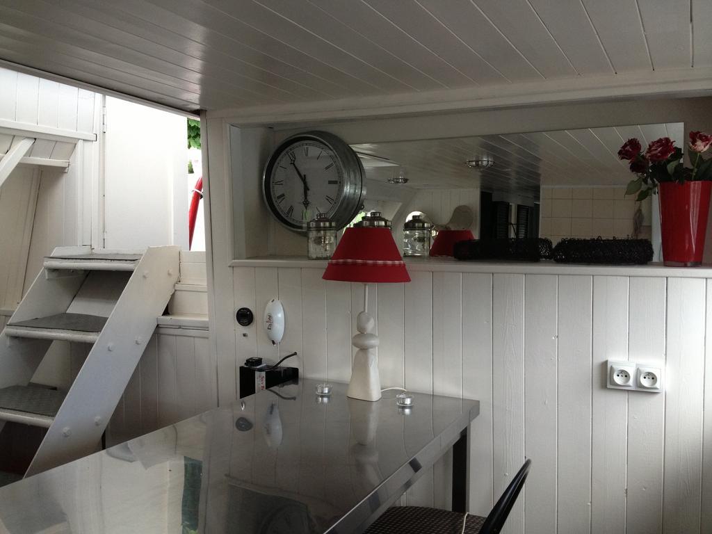 Peniche Nidd Hotell Dannemarie  Rum bild